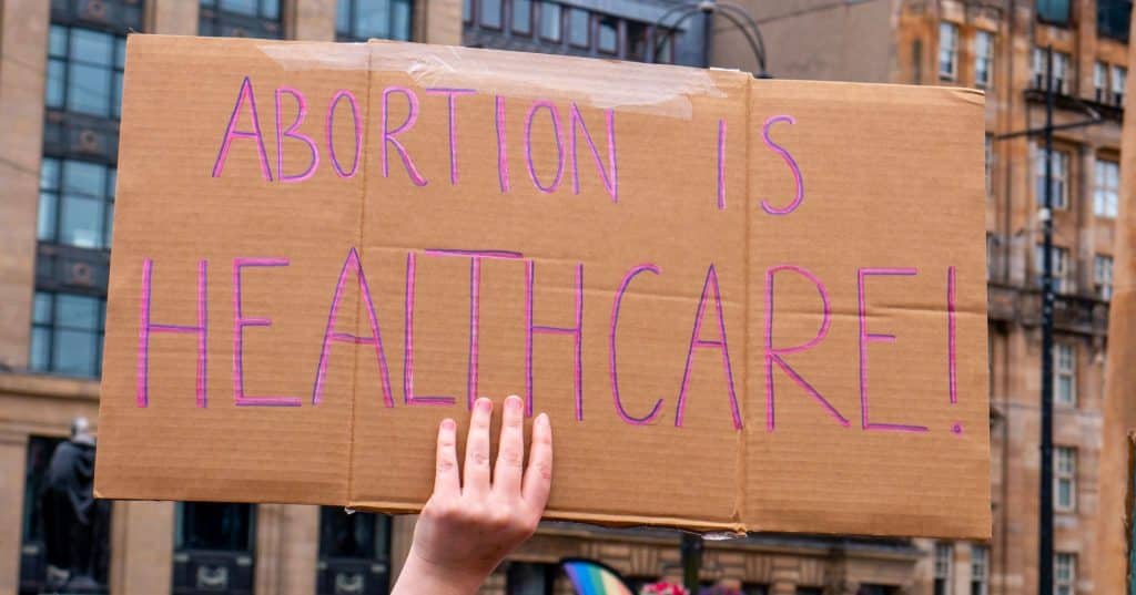 La gobernadora Sherrill firma una nueva ley sobre el aborto en NJ. Esto es lo que establece
